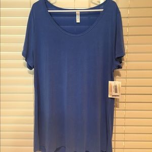 LuLaRoe 2XL Classic T